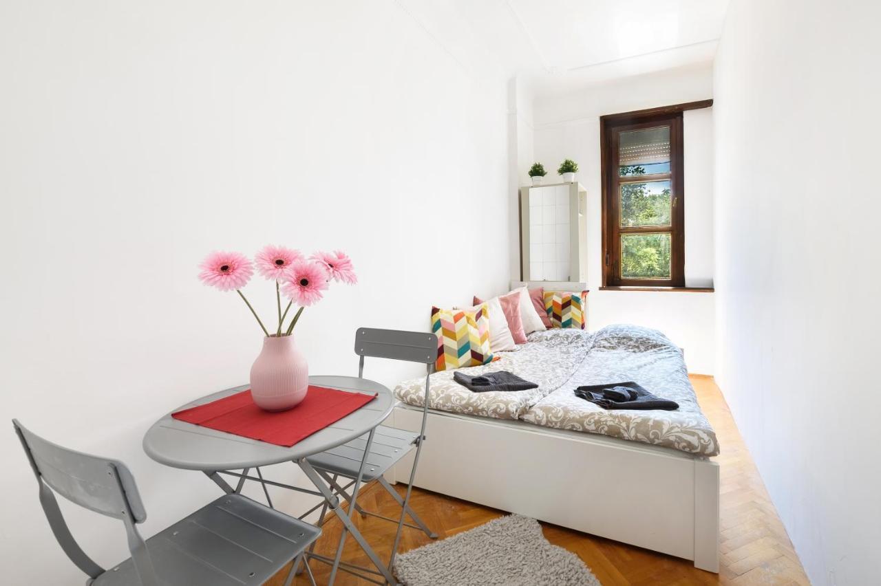 Stylish Homes Downtown Buda Budapest Esterno foto
